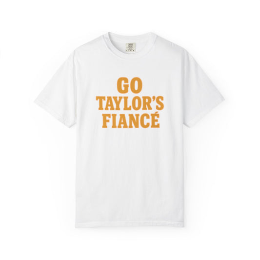 Chiefs Fan Unisex T-shirt - Taylor and Travis Forever